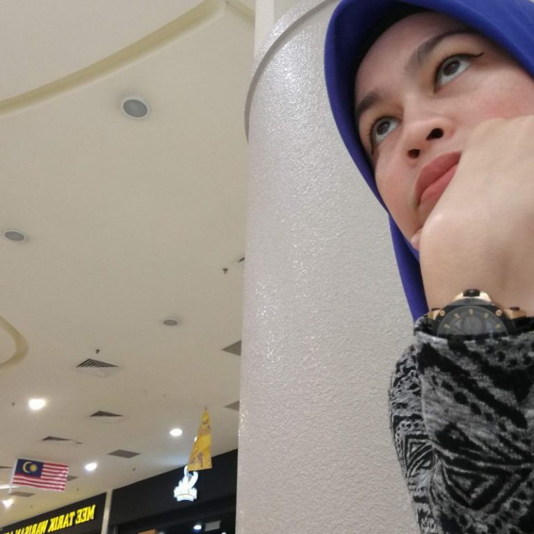 wanita sentap