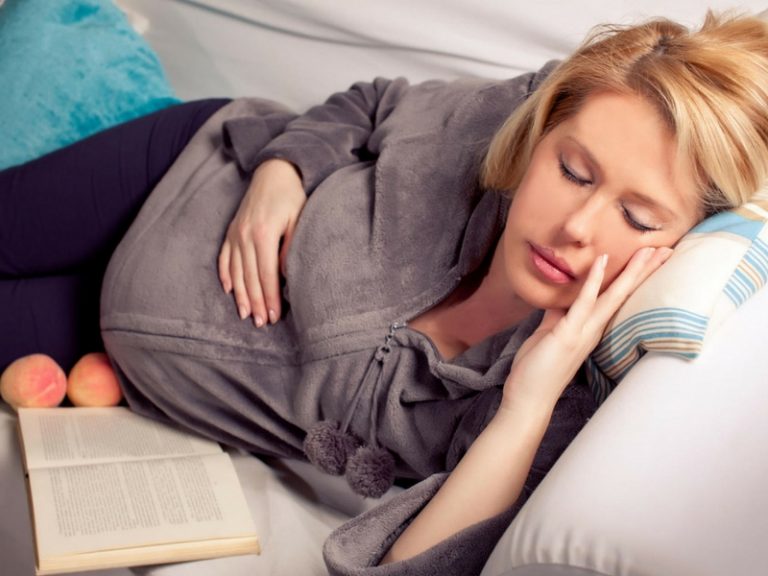 tip memudahkan ibu hamil tidur malam