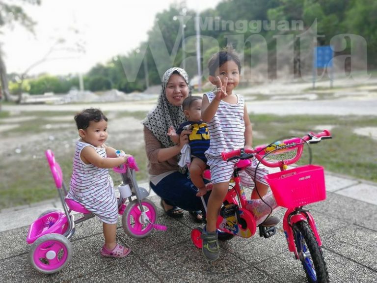 suami isteri mesra walaupun ada orang gaji