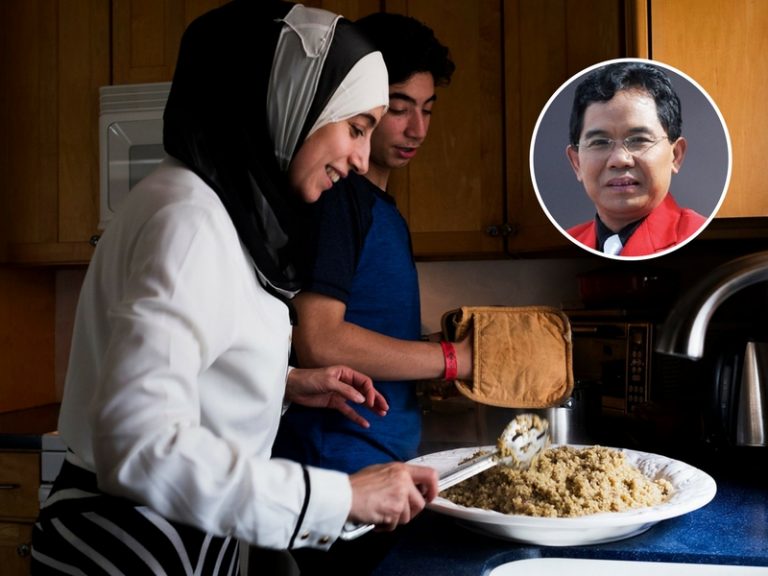2 Kali Bercerai Dikatakan Tak Pandai Masak, Suami Ketiga Pula Tak Reti Merasa, Tapi Akhirnya Wanita Ini Jadi Tukang Masak Kem