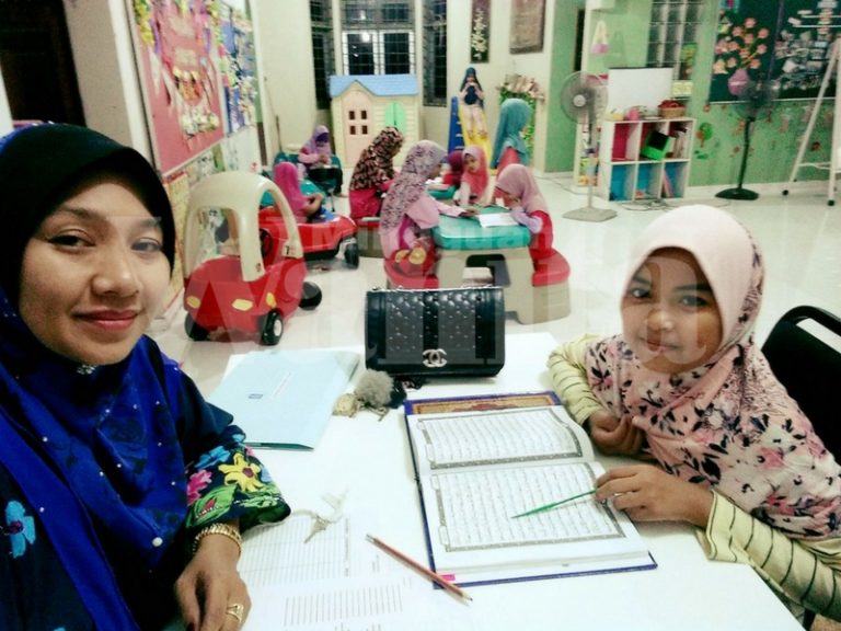 Wahai Mak Ayah Setiap Kali Pandang Wajah Anak Doakanlah Mereka, Ada Sebab Kena Buat Macam Tu
