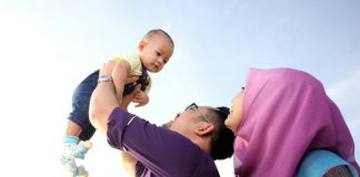 10 Tip Para Ulama Ini, Berkesan Dekatkan Hati Mak Ayah Dan Anak Tanpa Memaksa