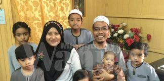 Bersalin Anak Ke-7, Suami Setia Temani Dari Kontraksi Sampai Melahirkan Dengan Bacaan Surah Maryam Dan Yasin