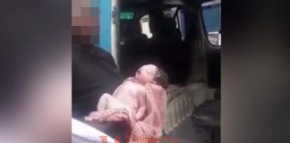 bayi dicampak