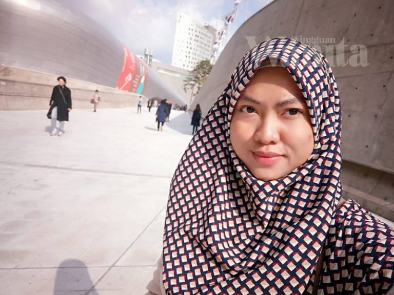 bertanggung jawab pada ibu