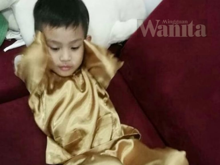 ajar anak solat