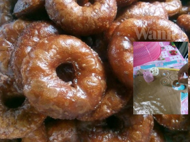 kuih peneram