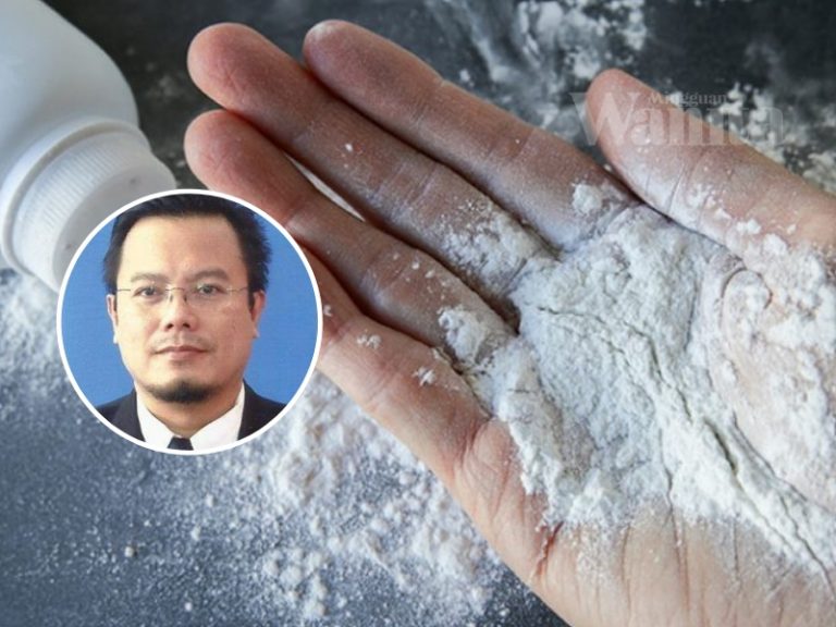 pakaikan bayi bedak