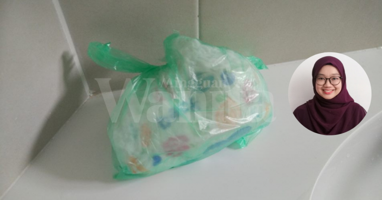 Adab Jadi Tetamu, Hormat Tuan Rumah Bungkus & Ikat Plastik Diapers Anak