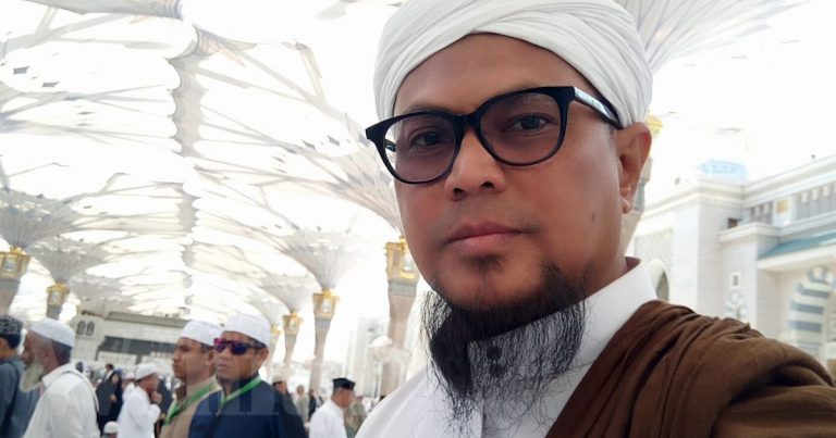Ali XPDC Melecur Tangan, Muka & Kaki