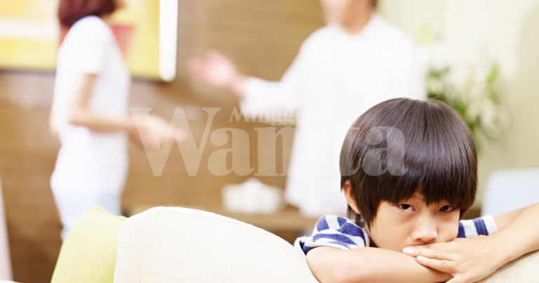 Mak Ayah Suka Bertengkar Depan Anak, Bila Besar Anak Cenderung Pemarah!