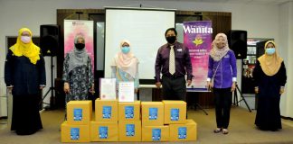 ’Inisiatif Ringankan Beban MakAyah’ 20 Sekolah Terima Sumbangan 50,000 Pelitup Muka