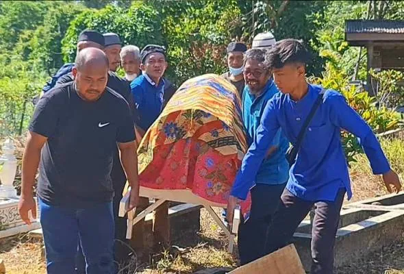 ‘Kami sentiasa rindukan mummy, doa orang yang buat mummy terima hukuman’ – Anak Wanita Hamil Maut Ditembak Luah Rasa Penuh Emosi
