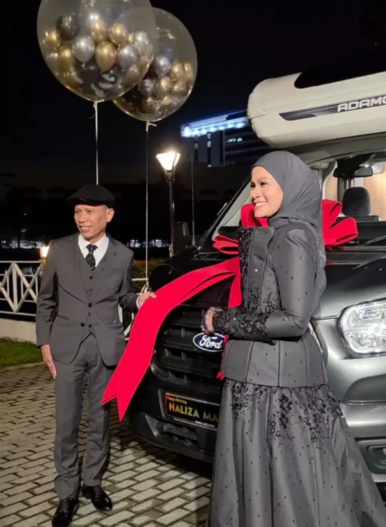 Ulang Tahun Ke-48 Haliza Maysuri, Sarung Adi Busana RM151,100 & Hadiah Motorhomes dari Suami Tersayang!