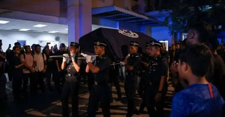 Papa Pesan Jangan Tinggal Solat. Pesanan Terakhir Sebelum Gugur Dalam Tugas