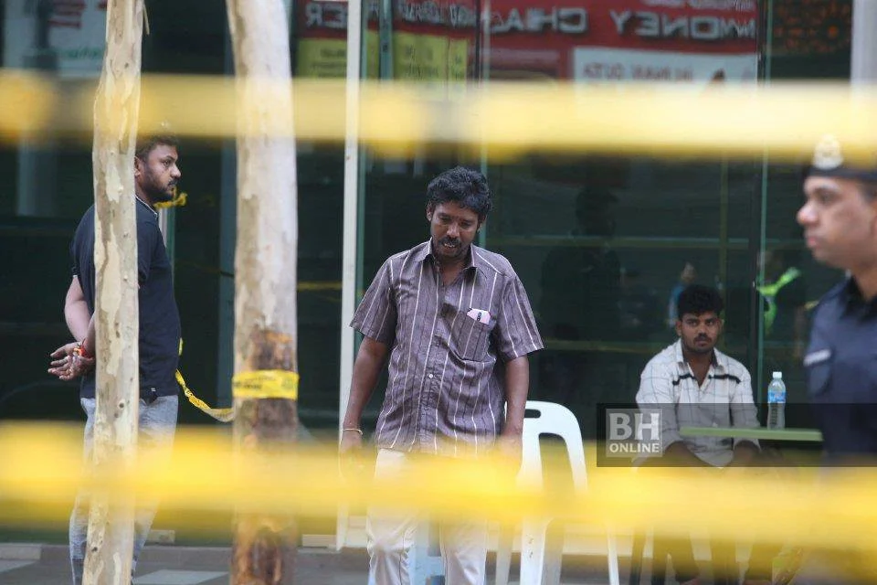 Genap Setahun Tragedi Tanah Mendap, Anak Buat Upacara Kenang Pemergian Ibu Di Jalan Masjid India