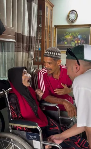 Sewa Rumah Baru, Buka Akaun Bank, Caprice Bantu Pasangan Warga Emas Uzur