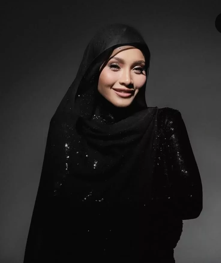 Anne Ngasri Jadi Pemilik Butik Tudung Mewah, Satu-Satunya di Johor