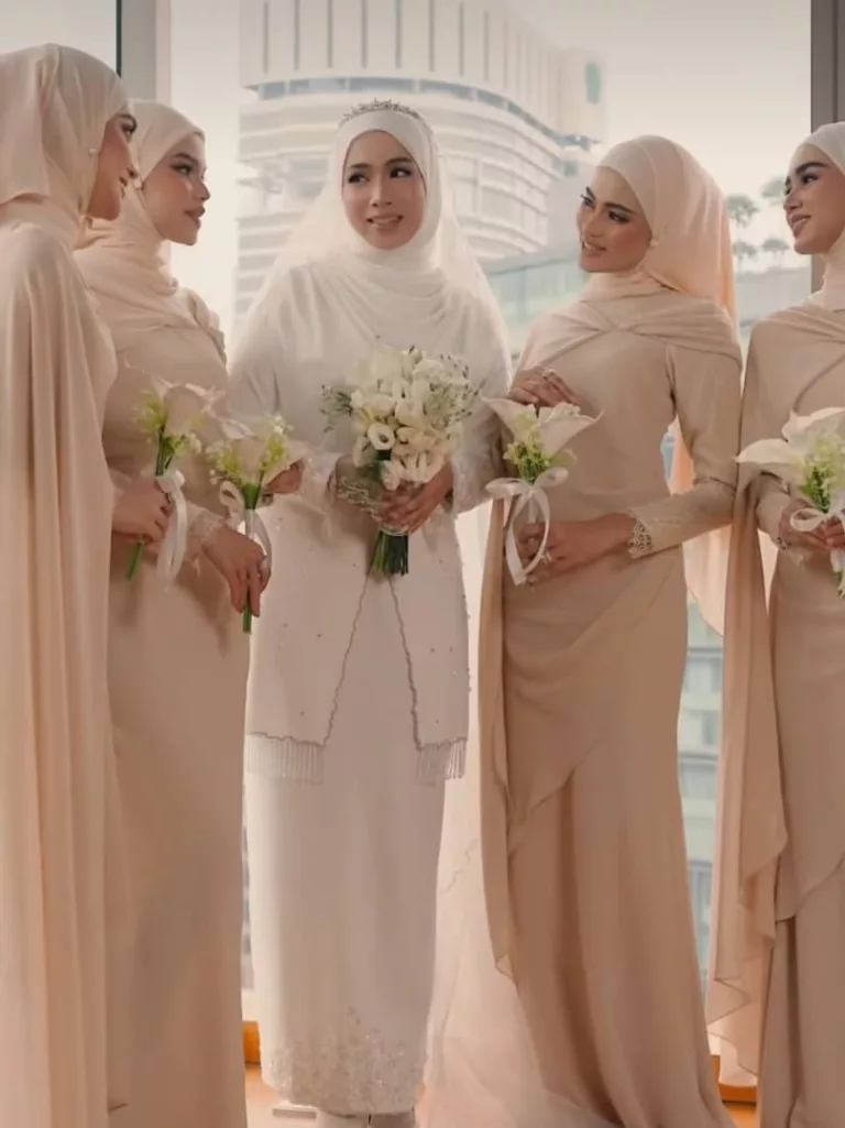 ‘Masya-Allah Cantiknya’! Amira Othman Anggun Berbaju Pengantin, Netizen Doa Jodoh Dipermudah