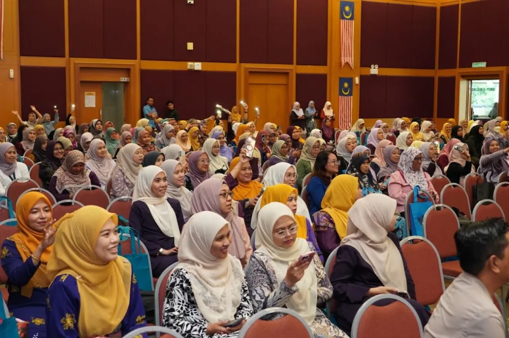 “Wanita Hari Ini Bukan Sekadar Pelengkap, Tetapi Pemacu Ekonomi Negara” PUSPANITA Seru Wanita Terus Proaktif, Kreatif & Inovatif Rancang Masa Depan