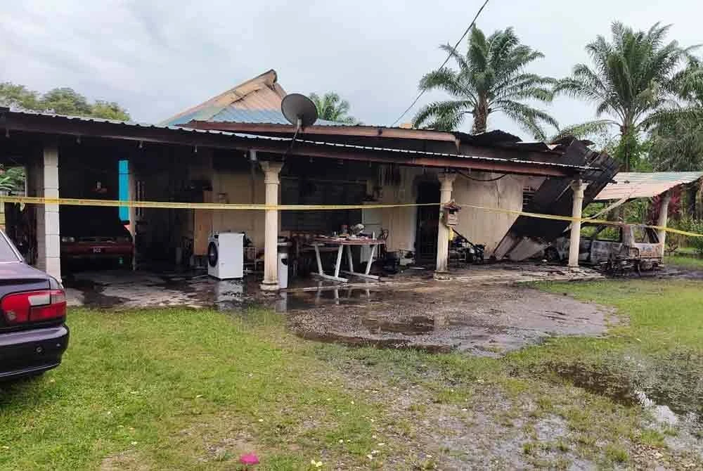 Anak Mengamuk, Libas Bapa Dengan Rotan, Pisau Sebelum Bakar Rumah, Kereta