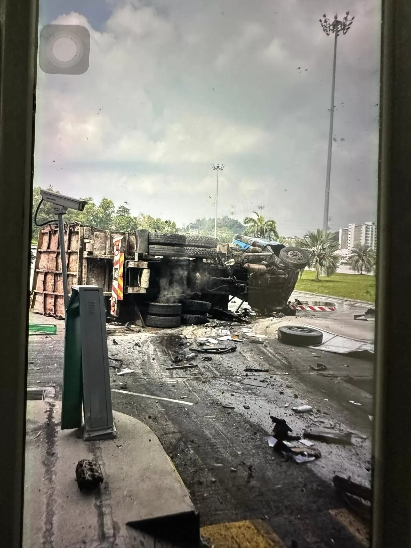 Tragedi Plaza Tol Bukit Kajang – “Kebiasaannya Dia Makan Bersepah Tapi Pagi Itu Makan Elok…Seolah Tahu Masanya Telah Tiba”