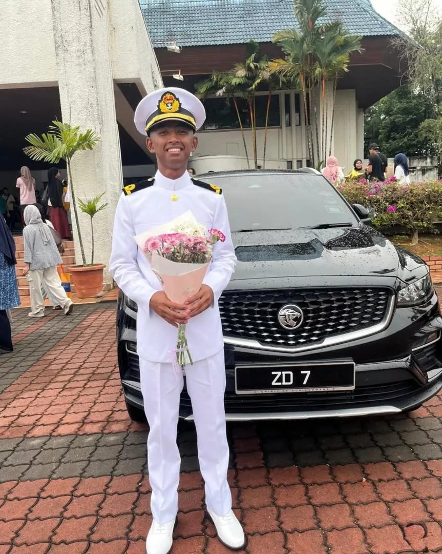Azian Mazwan Sapuan Terharu, Anak Lelaki Bergelar Leftenan Muda Angkatan Tentera Malaysia