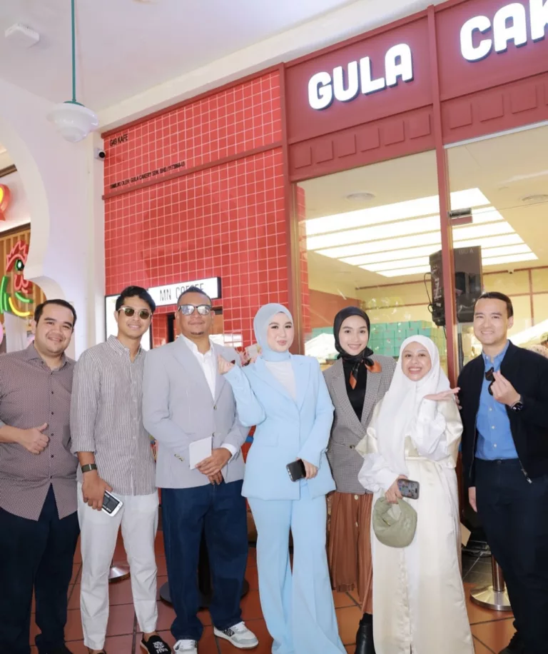 Khairy Jamaluddin Puji Gula Cakery, Arieni Inspirasi Wanita Usahawan Malaysia