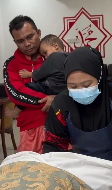 Tutup Wajah Sambil Menangis, Pilu Lihat Kanak-kanak Perempuan Trauma, Ibu Maut Digilis Treler