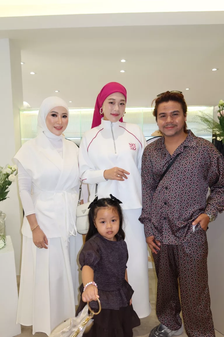 She Dazzle Perkukuh Identiti Trendsetter, Lancar Butik Flagship Eksklusif