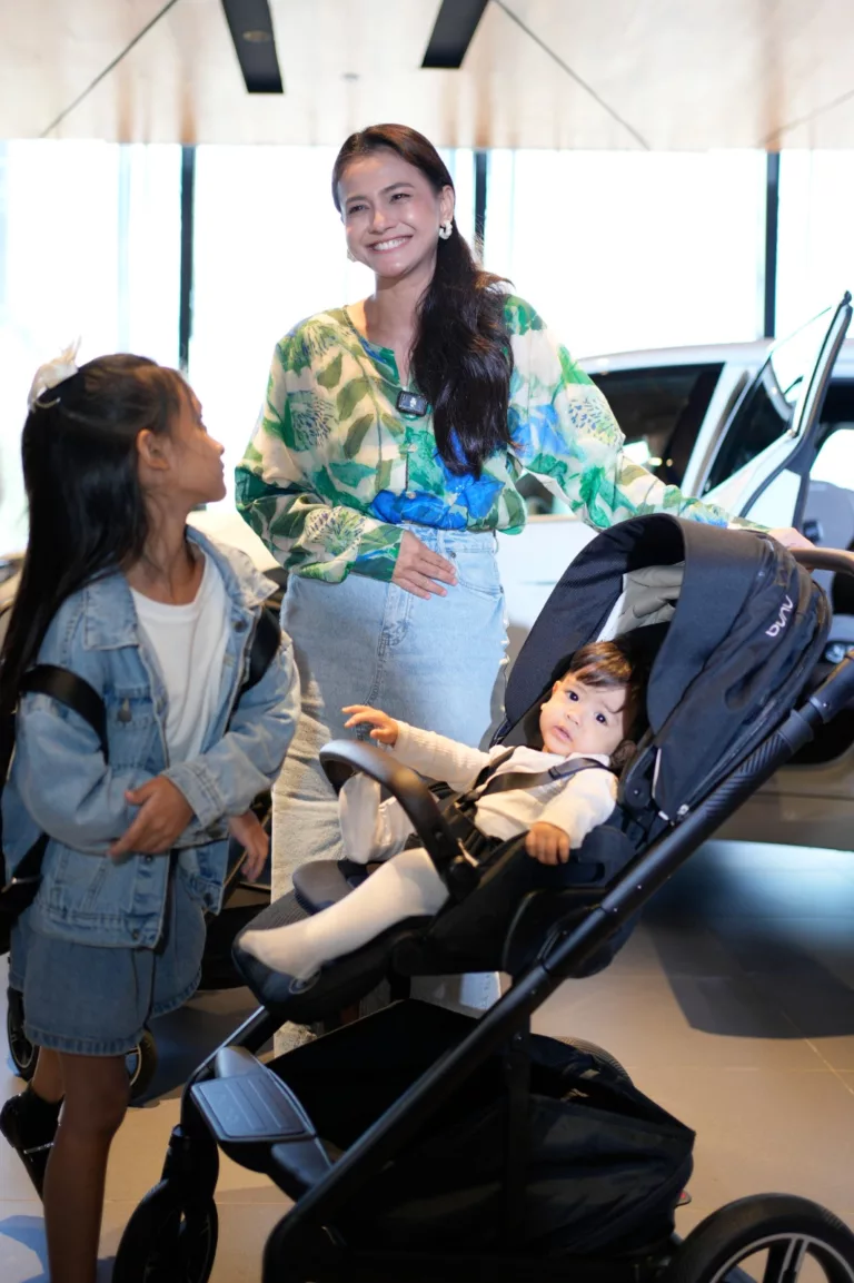 Nuna x BMW Lancar Tiga Stroler Bayi, Harga Mula RM2,699!