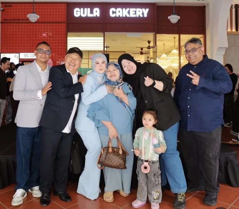 Khairy Jamaluddin Puji Gula Cakery, Arieni Inspirasi Wanita Usahawan Malaysia