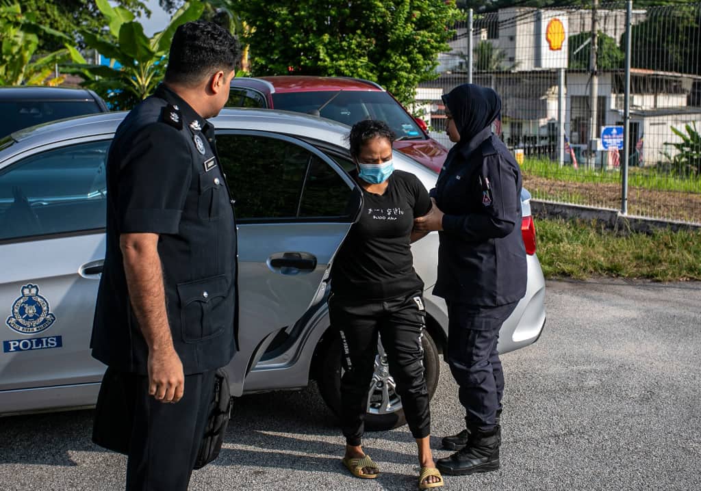 Bayi 2 Bulan Meninggal Tertindih Ketika Tidur, Ibu Menangis Mengaku Bersalah Sebabkan Kematian Anak