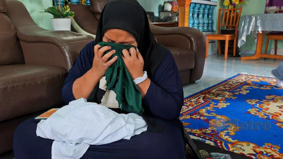 Ibu Budak Lelaki 4 Tahun Maut Dilanggar MPV Ketika Main Basikal Tak Boleh Lupa Ucapan Terakhir Anak – “Ibu, Fan Minta Maaf” 4 Ibu Budak Lelaki 4 Tahun Maut Dilanggar MPV Ketika Main Basikal Tak Boleh Lupa Ucapan Terakhir Anak – “Ibu, Fan Minta Maaf”