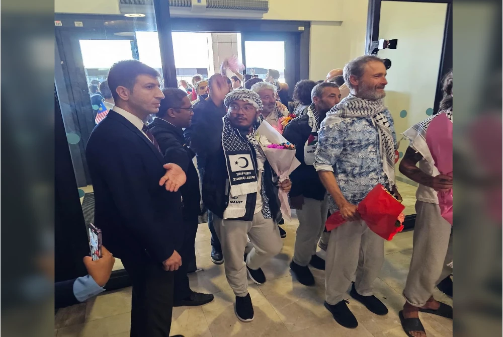 Pesawat Bawa Aktivis GSF Selamat Tiba Di Istanbul