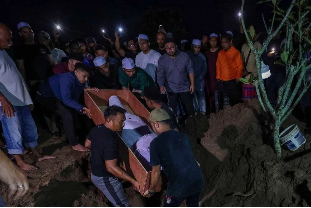 Tragedi Gunung Liang: “Anak Mati Kita Reda Tapi Pasaipa Hangpa Tinggal Dia” – Ibu Mustaqqeem