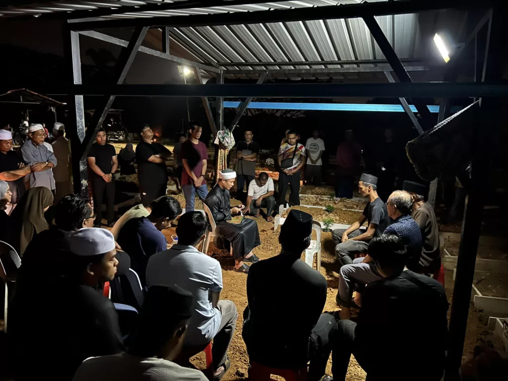 Arwah Nurhazwani Hamil 3 Bulan, Bukan Lemas Tapi Pengsan Tiba-Tiba Ketika Mandi Di Kolam Renang Hotel 6 Arwah Nurhazwani Hamil 3 Bulan, Bukan Lemas Tapi Pengsan Tiba-Tiba Ketika Mandi Di Kolam Renang Hotel