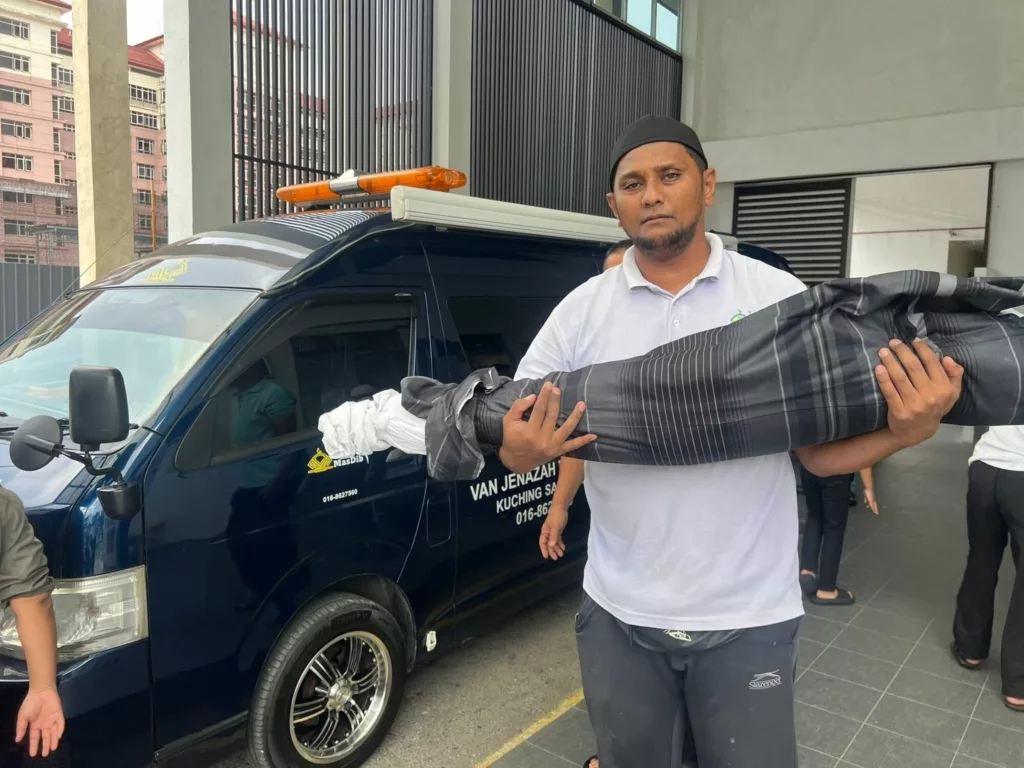 Influenza A H1N1 Ragut Nyawa Adik Nurhan, Keluarga Redha "Belum Sempat Jumpa Penawar Kami Hilang Anak... 7 Influenza A H1N1 Ragut Nyawa Adik Nurhan, Keluarga Redha “Belum Sempat Jumpa Penawar Kami Hilang Anak…
