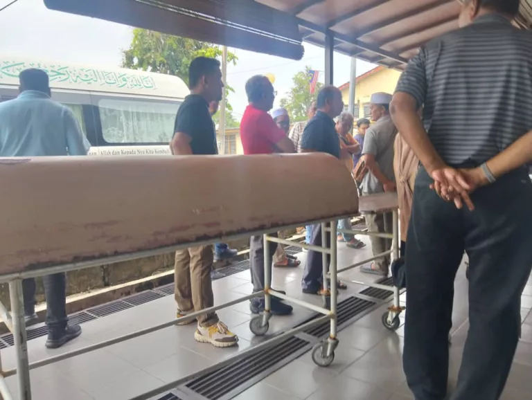 Sekelip Mata Anak Pergi. Datuk Abd. Halim Jusoh Reda Pemergian Nurhazwani Akibat Lemas