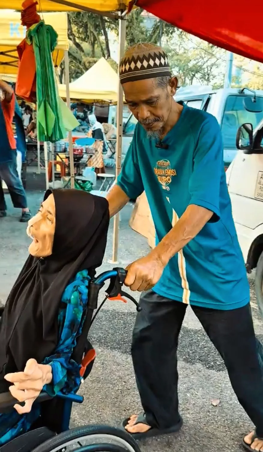 Isteri Peniaga Air Balang Meninggal Dunia – “Saya Sempat Cium, Katakan Saya Sayang Dia….”