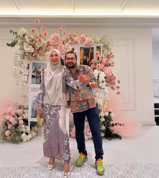 Johan Dedah Kekayaan Bukan Untuk Anak, Tapi Demi Isteri Tercinta Ozlynn