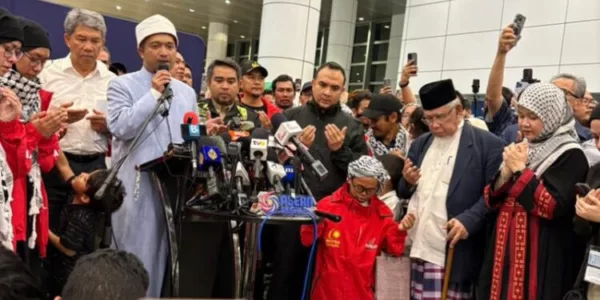 Kepulangan Sukarelawan GSF Disambut Tangisan Syukur & Laungan Takbir