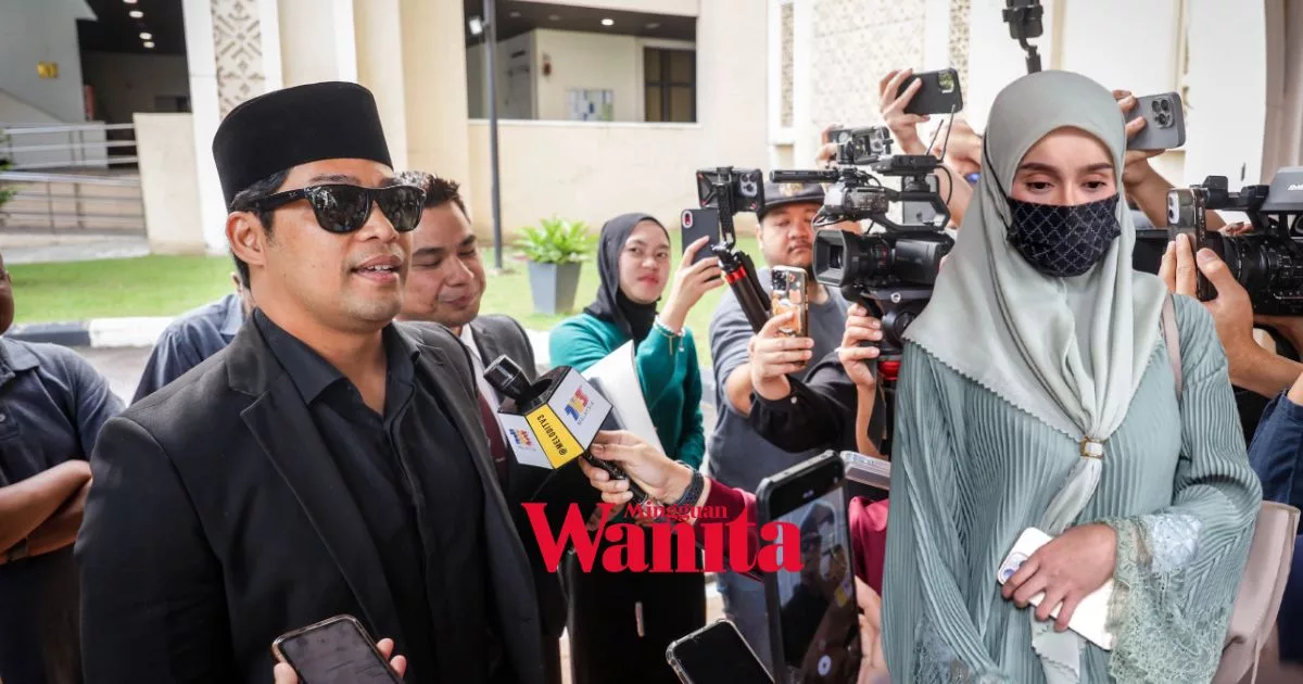 "Saya dah kena ‘block’ sejak 27 September. Saya tidak gembira, mahu selamatkan rumah tangga"-Kamal Adli 22 "Saya dah kena ‘block’ sejak 27 September. Saya tidak gembira, mahu selamatkan rumah tangga"-Kamal Adli