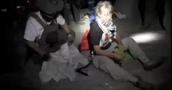 “Kami Tidak Diberi Makan, Tidak Dibenar Solat” – Luahan Pilu Hazwani Helmi Jadi Mangsa Tahanan Israel