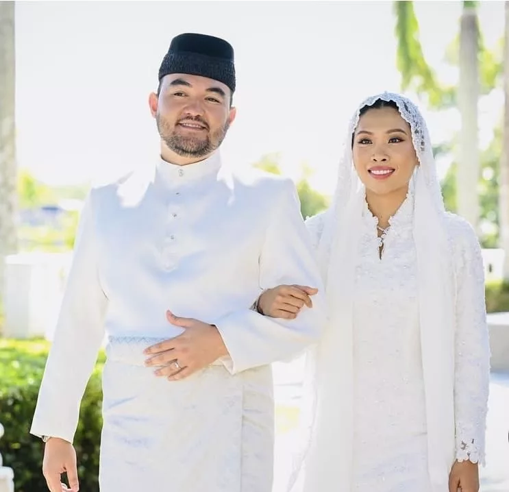 Cinta Diraja Bersemayam Di Istana Alam Shah. Raja Muda Selangor Sah Bergelar Suami YM Datin Paduka Seri Afzaa Fadini