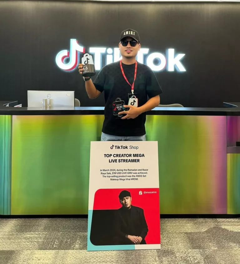 Anas Zahrin sumbang RM50,000 untuk rakyat Palestin sempena 1 juta lipmatte ANAS Cosmetics terjual!
