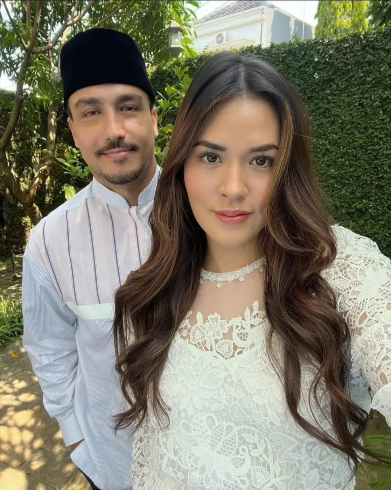 Foto Hilang di Instagram, Rumah Tangga Raisa & Hamish Jadi Tanda Tanya 11 Foto Hilang di Instagram, Rumah Tangga Raisa & Hamish Jadi Tanda Tanya