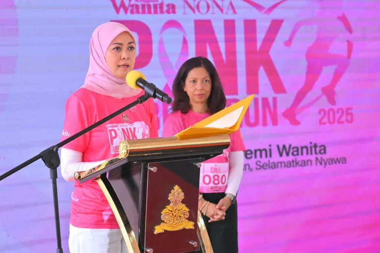 Tengku Permaisuri Norashikin Seru Wanita Lakukan Saringan Awal. “Langkah Kecil Hari Ini, Mungkin Menyelamatkan Nyawa Esok” 10 Tengku Permaisuri Norashikin Seru Wanita Lakukan Saringan Awal. “Langkah Kecil Hari Ini, Mungkin Menyelamatkan Nyawa Esok”