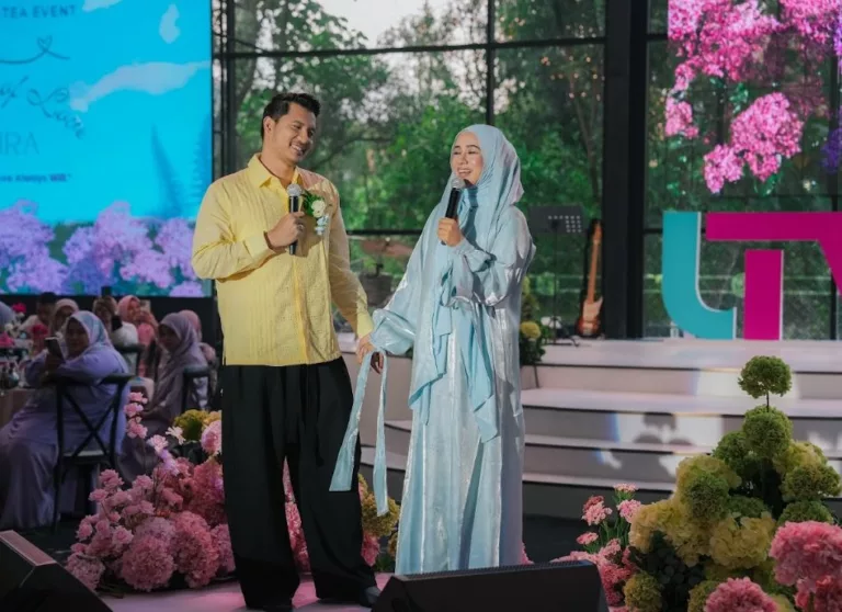 Penangan Cinta Fattah & Amira, ‘Poskad Cinta Dari Auckland’ Cecah 20.1 Juta Tontonan! 14 Penangan Cinta Fattah & Amira, ‘Poskad Cinta Dari Auckland’ Cecah 20.1 Juta Tontonan!