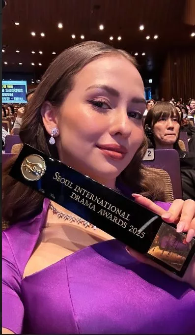 Bintang Anna Jobling Bersinar. Julang Bintang Asia Terbaik di Seoul